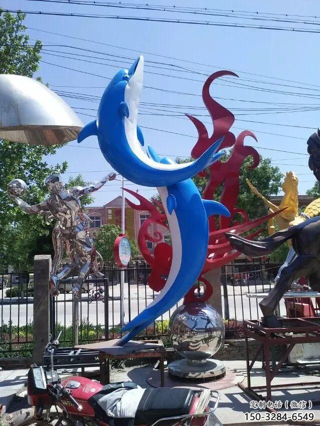 創(chuàng)意不銹鋼海豚雕塑廠家 步行街店門口雕塑 影視劇小品 創(chuàng)意不銹鋼海豚雕塑廠家 步行街店門口雕塑 影視劇小品