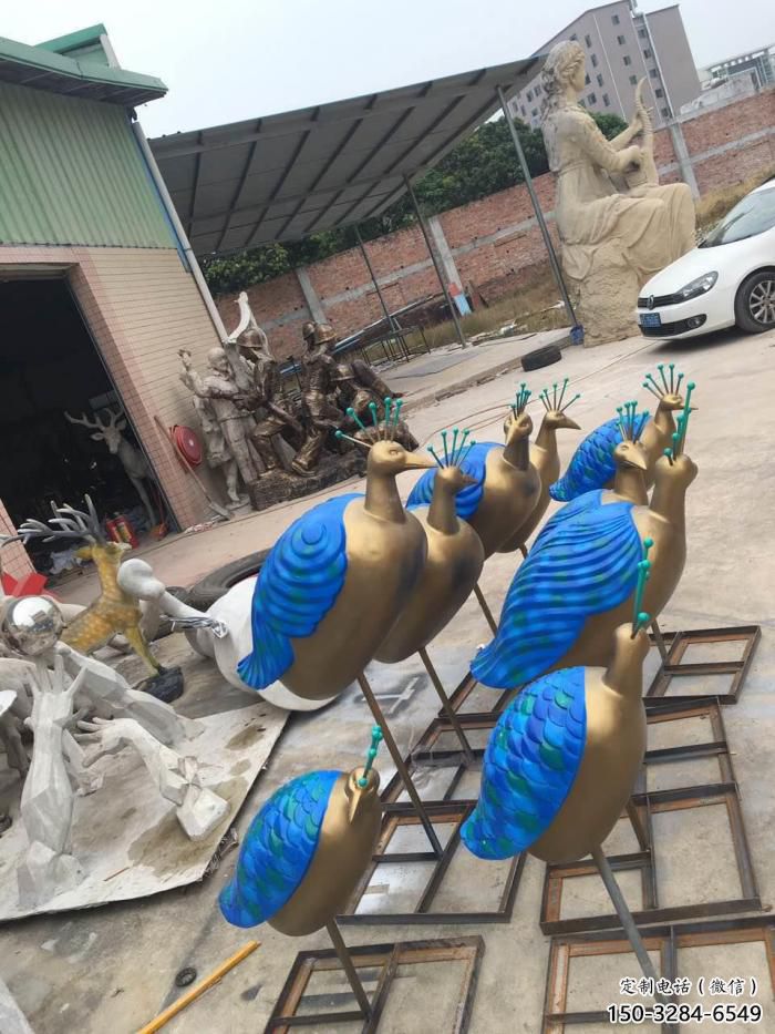 風(fēng)景區(qū)玻璃鋼孔雀雕塑 售樓處廣場(chǎng)雕塑 仿古擺件