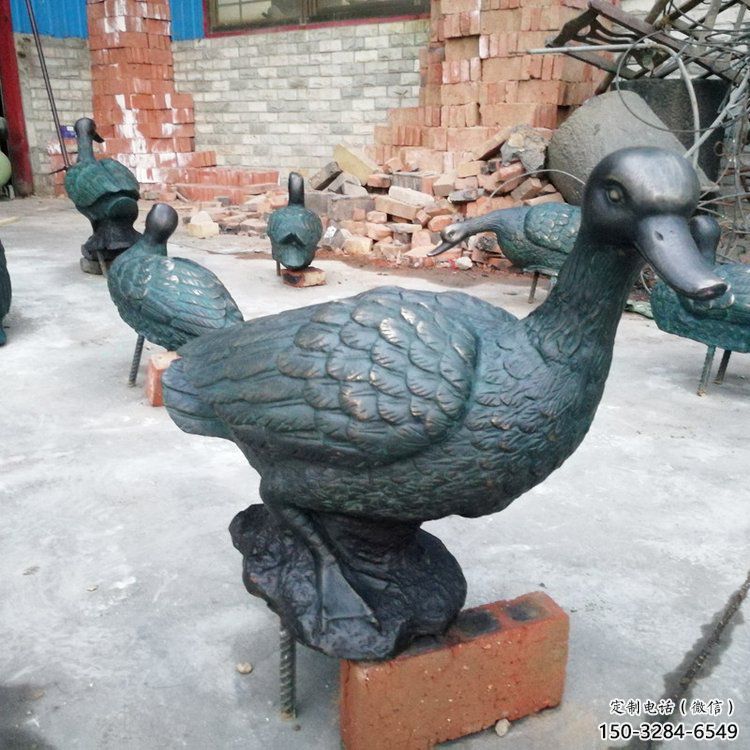 鴨子雕塑廠家，仿真動物， 公園廣場街頭擺件 (12)
