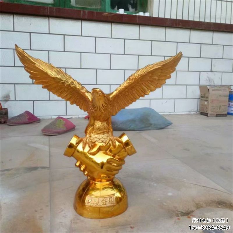 酒店鍍金老鷹雕塑 庭院仿真雕塑 彩繪小品 酒店鍍金老鷹雕塑 庭院仿真雕塑 彩繪小品