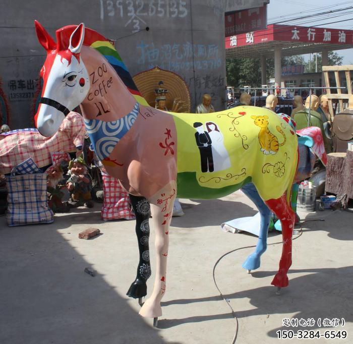 庭院小馬雕塑廠家，現代小品，彩繪工藝