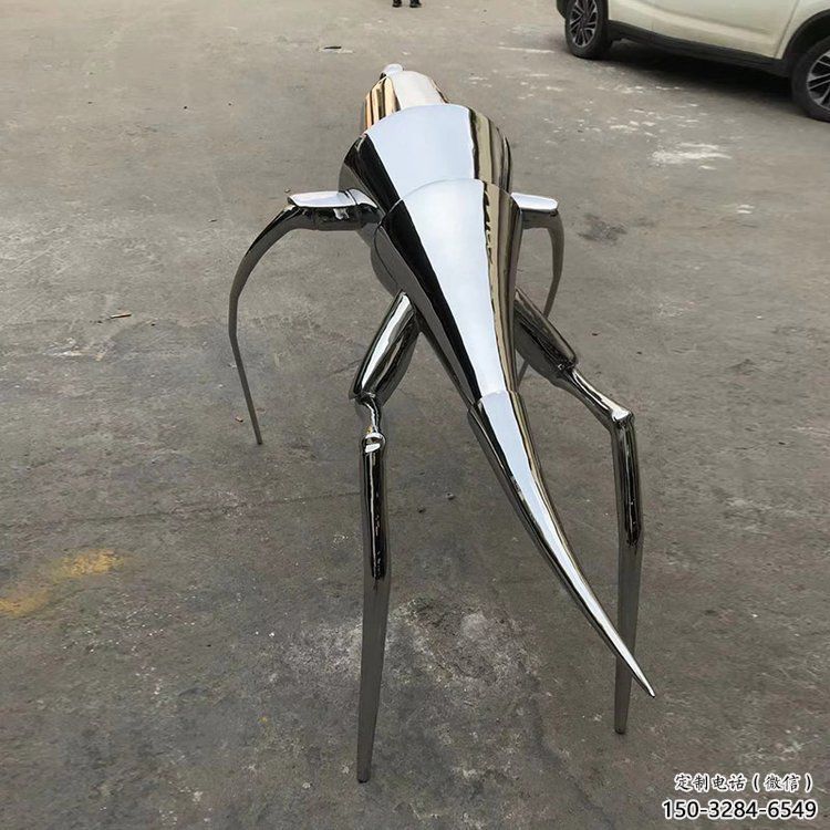 校園蝗蟲(chóng)雕塑,鏡面拋光雕塑,昆蟲(chóng)主題 校園蝗蟲(chóng)雕塑,鏡面拋光雕塑,昆蟲(chóng)主題