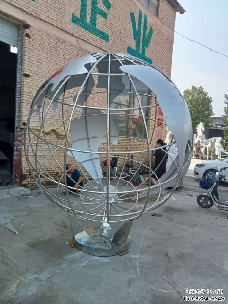 景區(qū)地球儀雕塑,鍍金歐式雕塑,鐵藝材質 景區(qū)地球儀雕塑,鍍金歐式雕塑,鐵藝材質