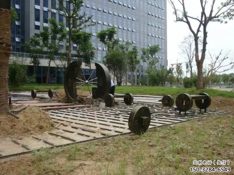 幼兒園銅錢(qián)雕塑,鐵藝文化雕塑,鑄造制作 幼兒園銅錢(qián)雕塑,鐵藝文化雕塑,鑄造制作