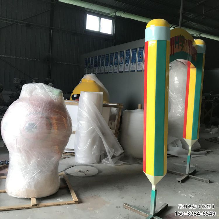 農(nóng)村鉛筆雕塑 抽象藝術(shù)擺件 烤漆雕塑 農(nóng)村鉛筆雕塑 抽象藝術(shù)擺件 烤漆雕塑
