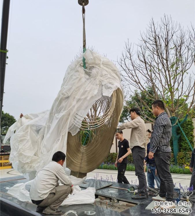 仿古雞蛋雕塑 騰飛草地小品 房地產(chǎn)雕塑