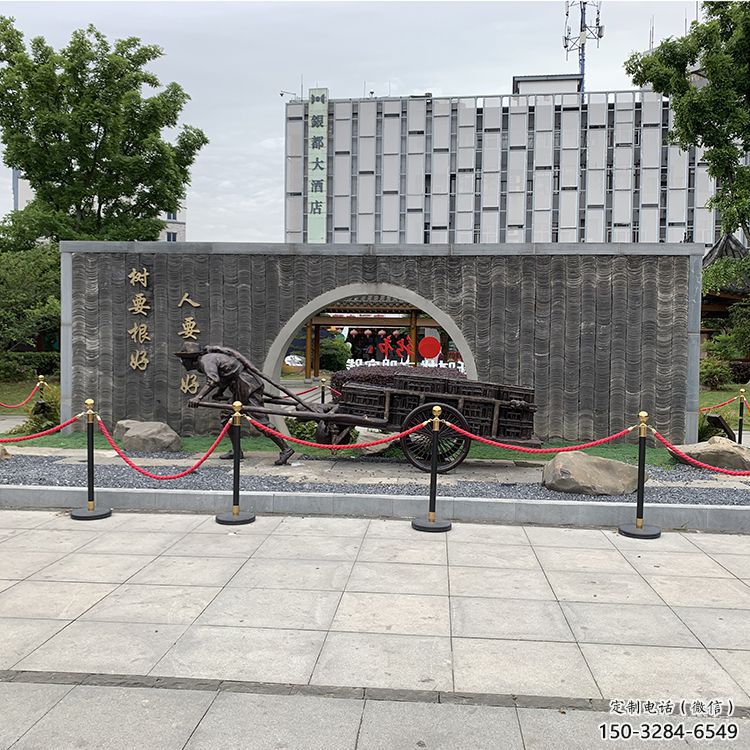 廣場(chǎng)工人雕塑 抽象民俗雕塑 烤漆拉車雕塑 廣場(chǎng)工人雕塑 抽象民俗雕塑 烤漆拉車雕塑