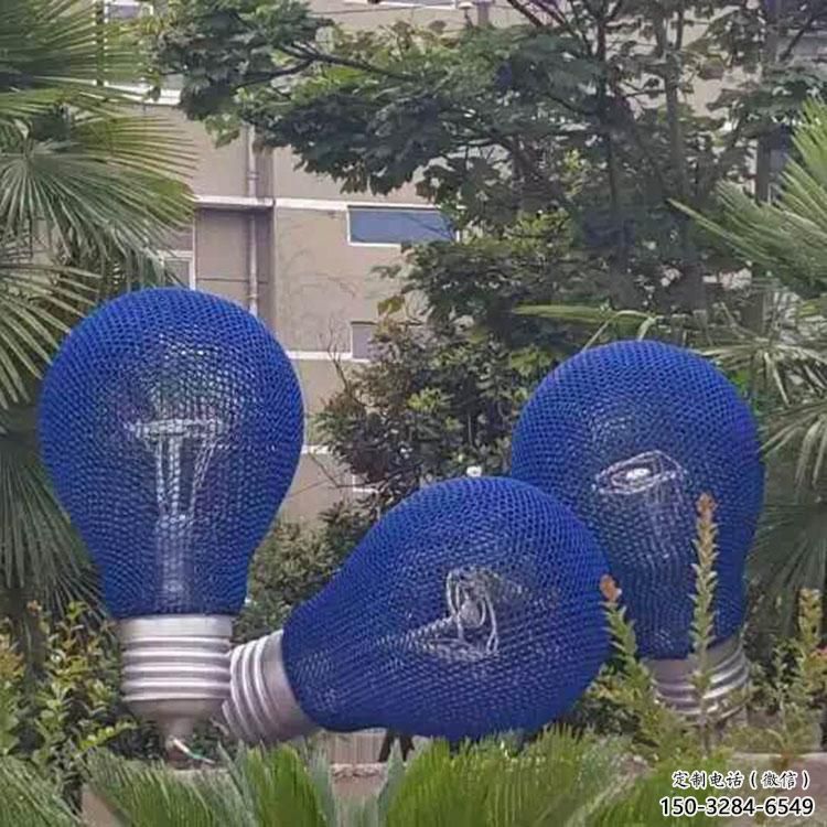 現(xiàn)代燈泡雕塑 大型別墅區(qū)燈具主題 彩繪電燈泡雕塑