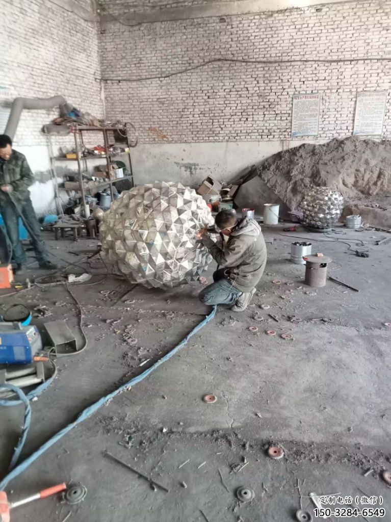 街頭松塔雕塑 大型別墅區雕塑 鋼管松果造型 街頭松塔雕塑 大型別墅區雕塑 鋼管松果造型