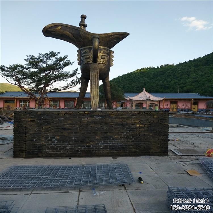 街道酒尊雕塑 現(xiàn)代酒尊杯雕塑 彩繪酒器雕塑 街道酒尊雕塑 現(xiàn)代酒尊杯雕塑 彩繪酒器雕塑