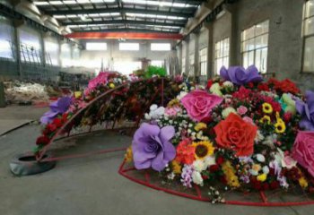 鋼鑄花籃雕塑定價(jià)，街頭雕塑，烤漆葵花花籃雕塑定價(jià)