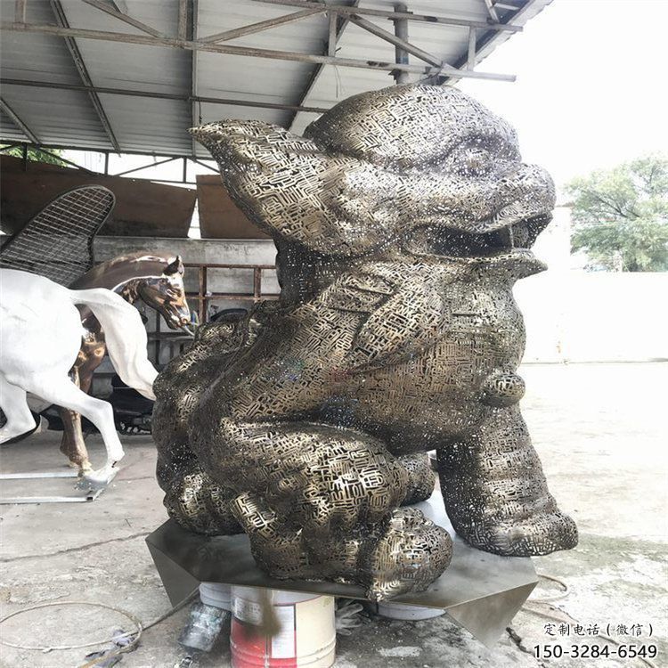 景觀獅子雕塑選定,美陳雕塑,鏤空鋼絲獅子雕塑優(yōu)選 景觀獅子雕塑選定,美陳雕塑,鏤空鋼絲獅子雕塑優(yōu)選