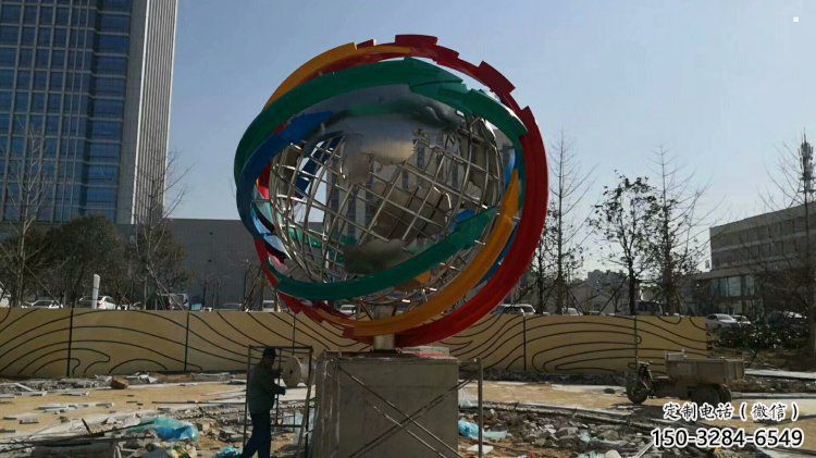 地球儀雕塑選用,多彩藝術(shù),鏤空現(xiàn)代地球儀雕塑展品 地球儀雕塑選用,多彩藝術(shù),鏤空現(xiàn)代地球儀雕塑展品