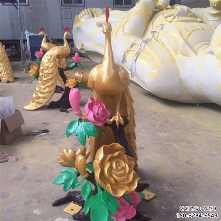 制造孔雀雕塑展品，黃銅材質(zhì)，銅孔雀雕塑廠家常用