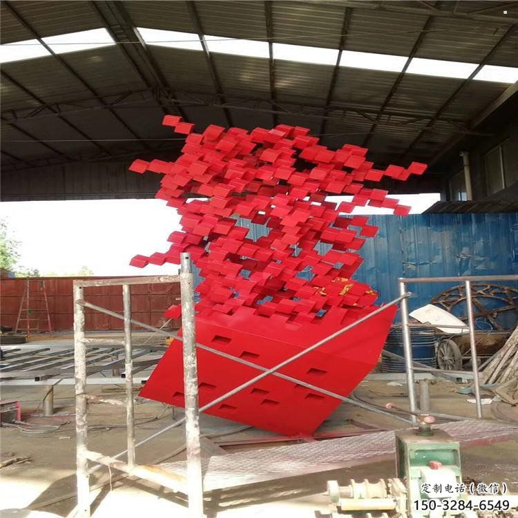 立方體雕塑點(diǎn)擊，城區(qū)小品，園林鏤空立方體雕塑承接