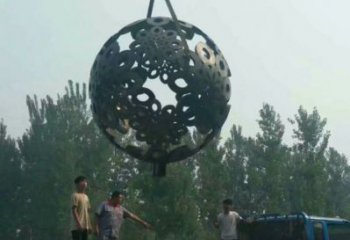 球體雕塑廠家優(yōu)選，陸地?cái)[件，不銹鋼球體雕塑供應(yīng)