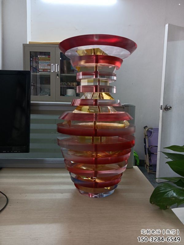 抽象花瓶雕塑制造，景觀雕塑，異形花瓶雕塑展品