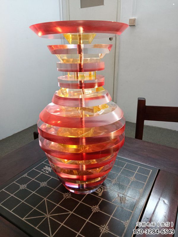 花瓶雕塑工程選用，美陳雕塑，異形花瓶雕塑展示專供