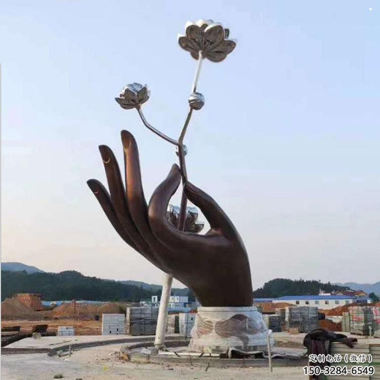手拈花雕塑精選，室外軟裝，不銹鋼手拈花雕塑廠家