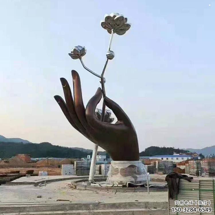 手拈花雕塑優選，城市裝飾，不銹鋼手拈花雕塑訂做
