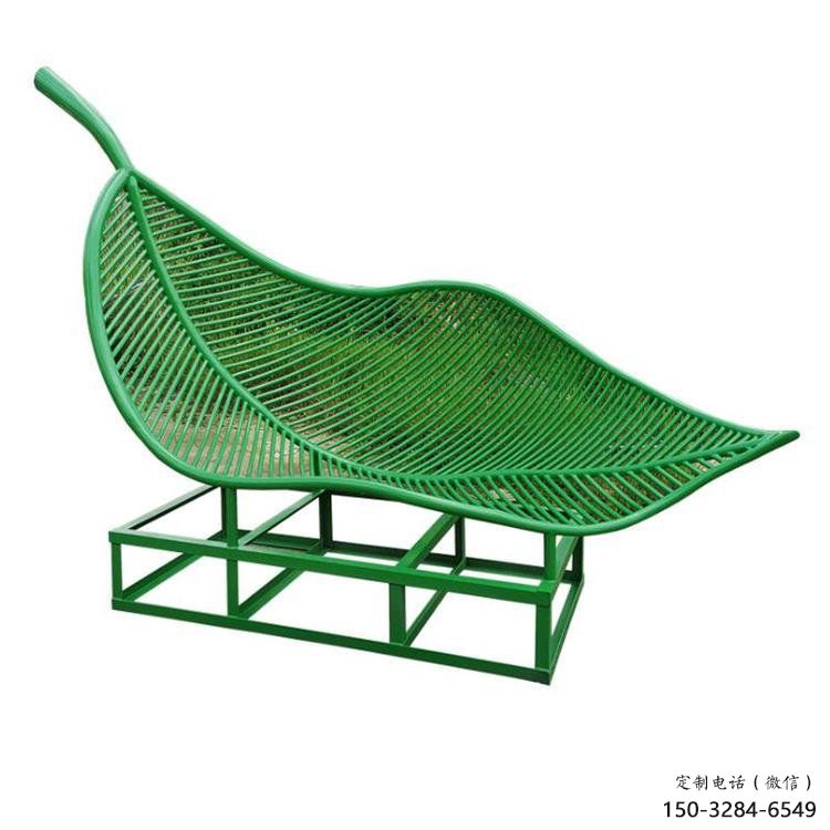 藝術(shù)樹葉雕塑定制,景觀雕塑,不銹鋼烤漆樹葉雕塑廠家 藝術(shù)樹葉雕塑定制,景觀雕塑,不銹鋼烤漆樹葉雕塑廠家