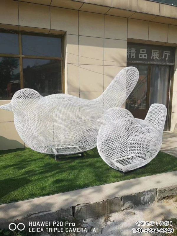 鏤空鳥(niǎo)雕塑觀賞型,街景小品,鐵藝小鳥(niǎo)雕塑廠家常用 鏤空鳥(niǎo)雕塑觀賞型,街景小品,鐵藝小鳥(niǎo)雕塑廠家常用