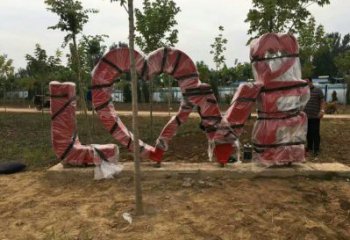景觀love雕塑造型供需，廣場雕塑，不銹鋼love雕塑選用