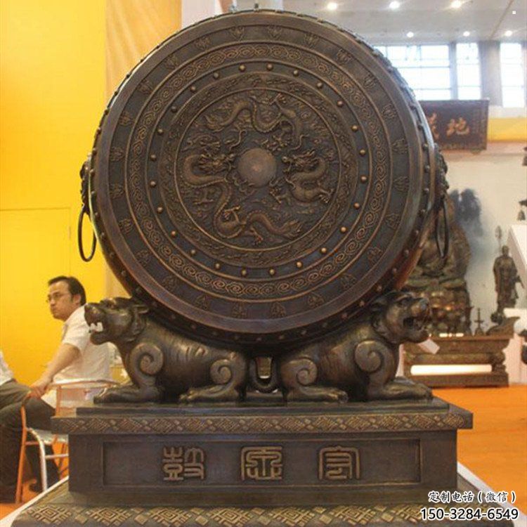 中式銅鼓雕塑定價(jià),街頭雕塑,銅鼓雕塑工程制作精選 中式銅鼓雕塑定價(jià),街頭雕塑,銅鼓雕塑工程制作精選