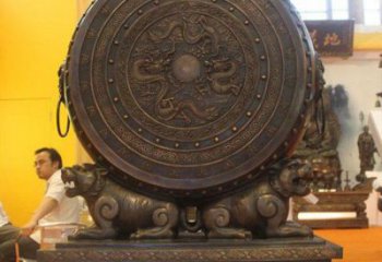 中式銅鼓雕塑定價(jià)，街頭雕塑，銅鼓雕塑工程制作精選